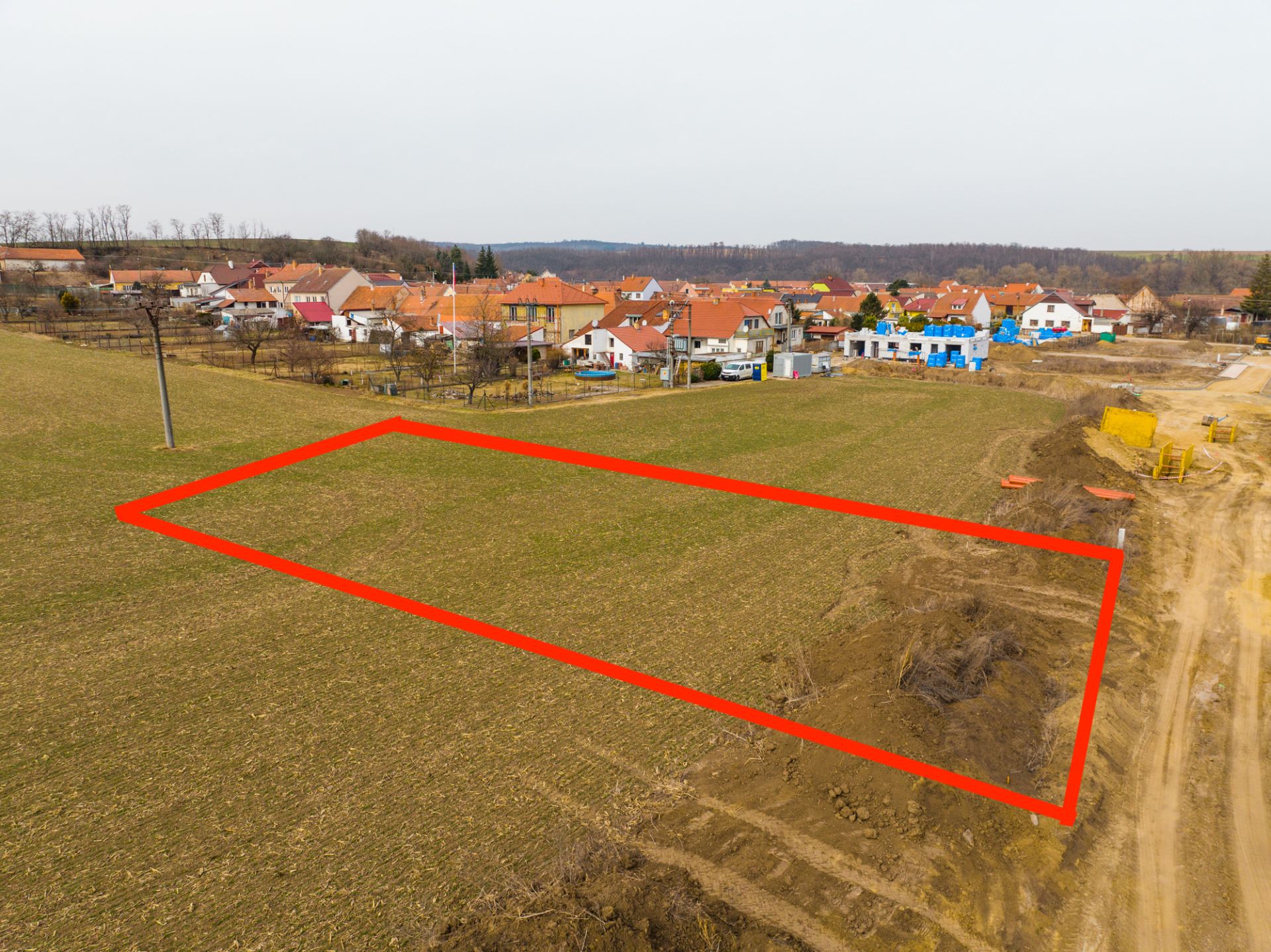 Prodej pozemku vhodného k výstavbě v Hrubšicích